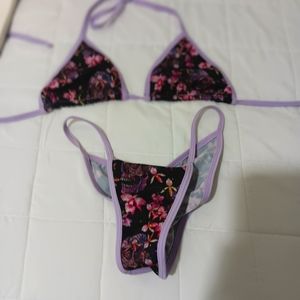 Really cool bikini made in columbia. I accidentally bought a small.